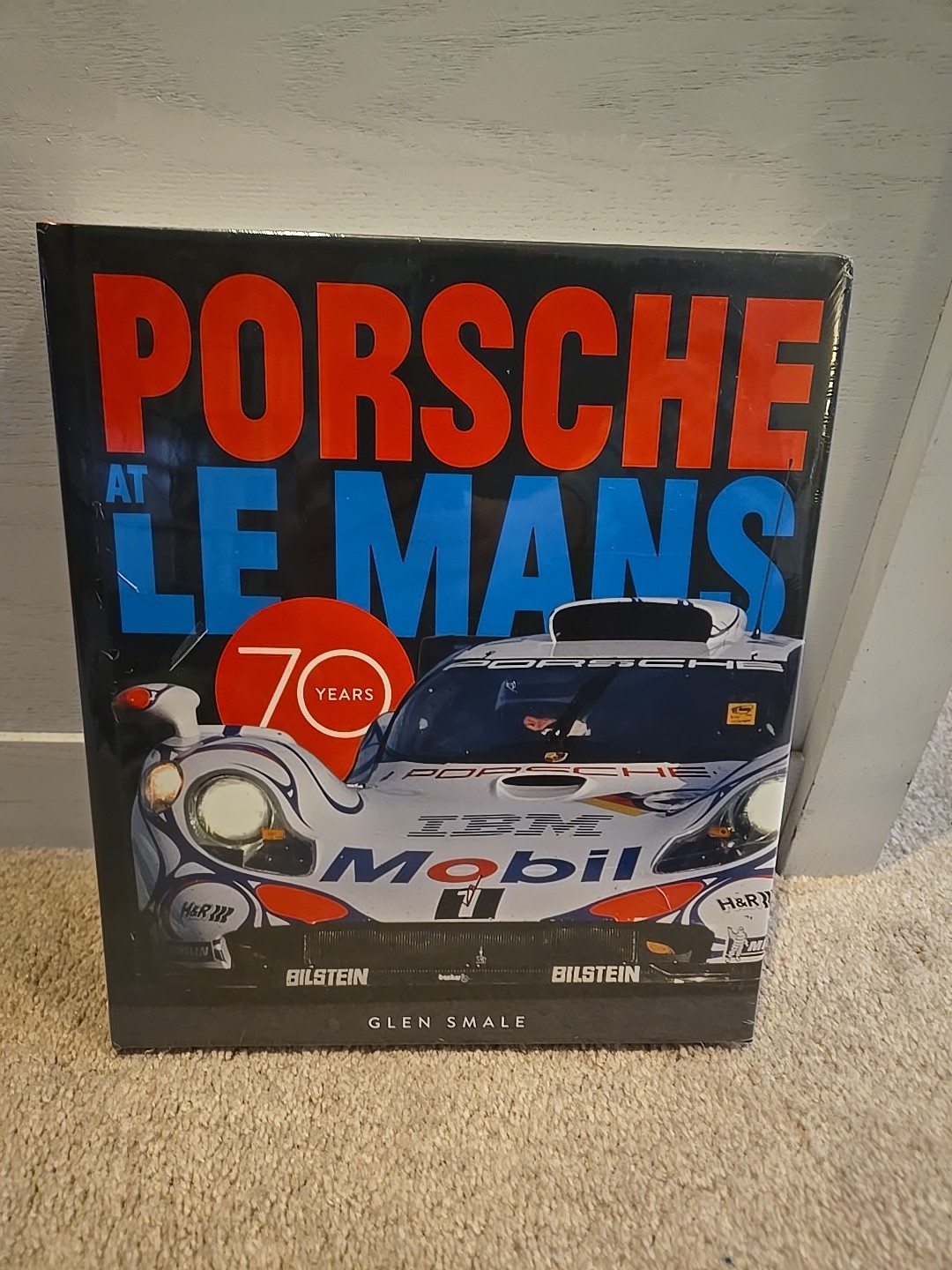 Porsche at Le Mans: 70 Years by Smale, Glen [Hardback]