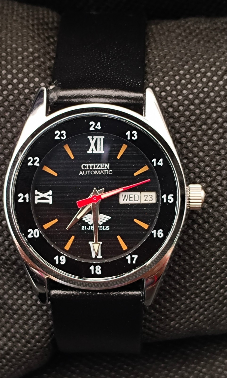 Vintage Citizen Automatic Japan Made Black Dial Day/ Date Men's Wrist Good Watch