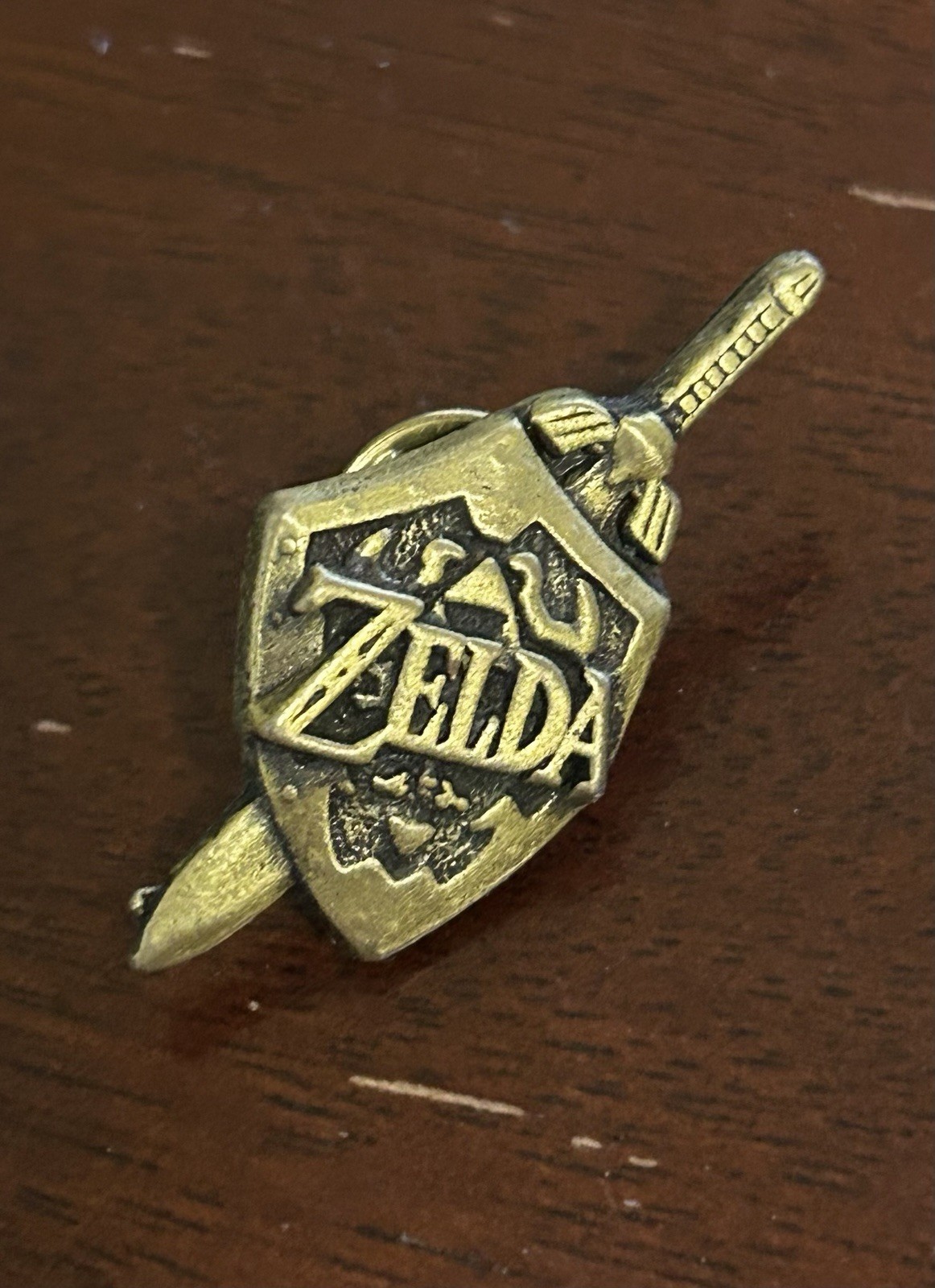 RARE Vintage 1998 The Legend of Zelda: Ocarina of Time e3 N64 promotional pin RARE Vintage 1998 The Legend of Zelda: Ocarina of Time e3 N64 promotional pin