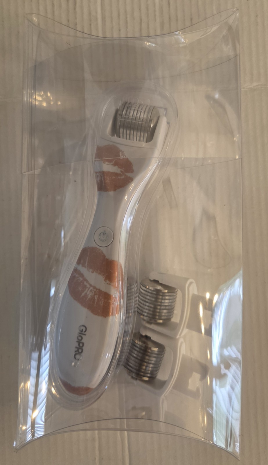 BeautyBio GloPro Microneedling Regeneration Tool + 2 Replacement Tips NEW Lips
