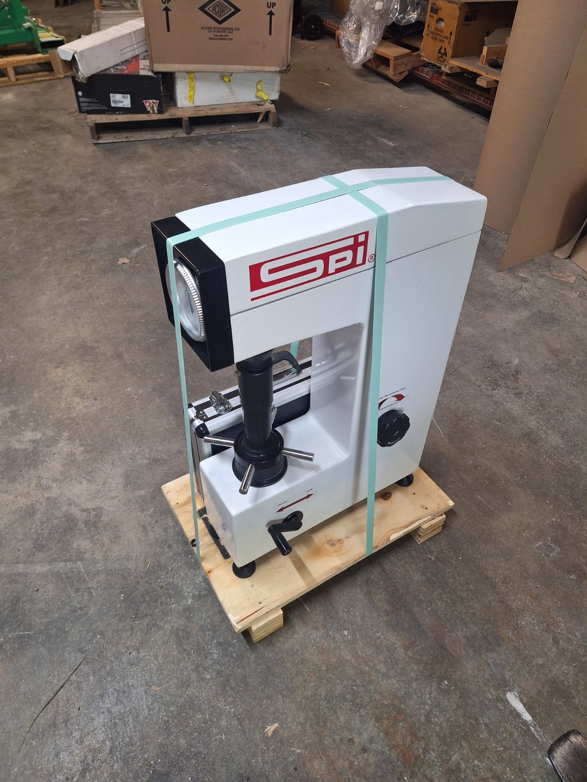 SPI Benchtop Rockwell Hardness Tester 15-817-0 SPI Benchtop Rockwell Hardness Tester 15-817-0