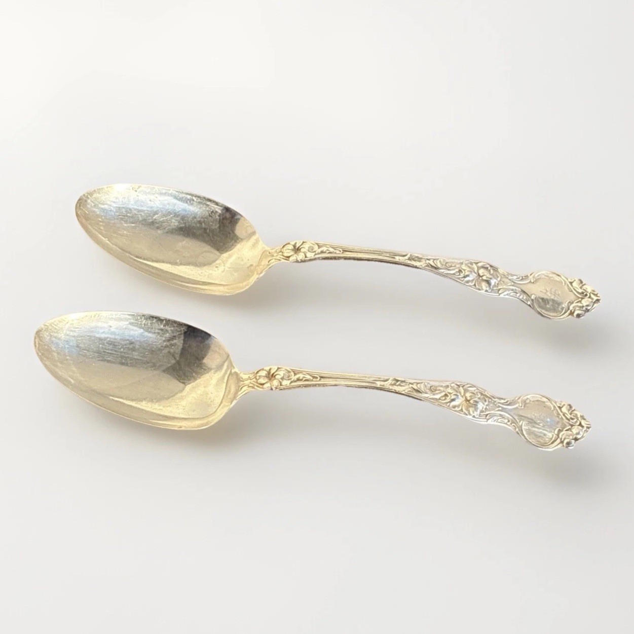 RW & S Wallace Monogrammed Sterling Silver Floral Vintage Serving Spoon - Pair RW & S Wallace Monogrammed Sterling Silver Floral Vintage Serving Spoon - Pair