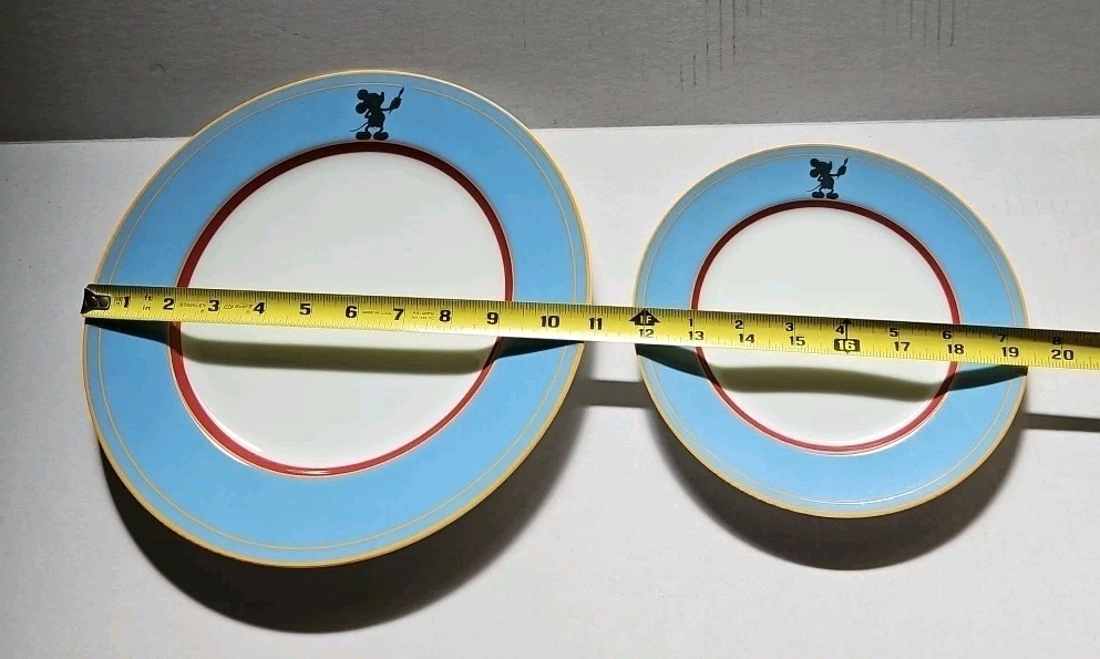 Vintage Disney Michael Graves Designed Mickey Mouse Pfaltzgraff Plates - Japan 