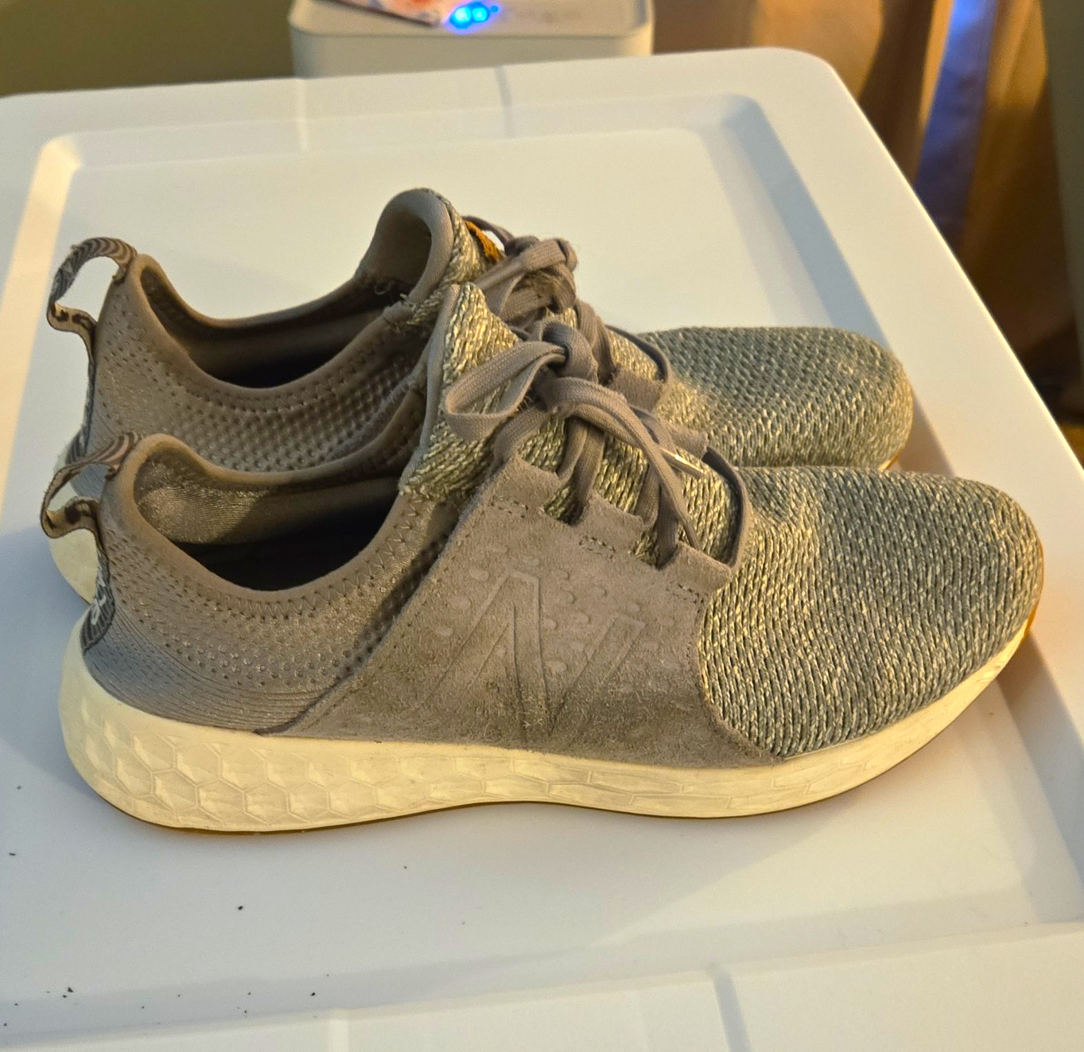 New Balance Unisex Adults Gray Low Top Athletic Sneaker Lace Up Synthetic