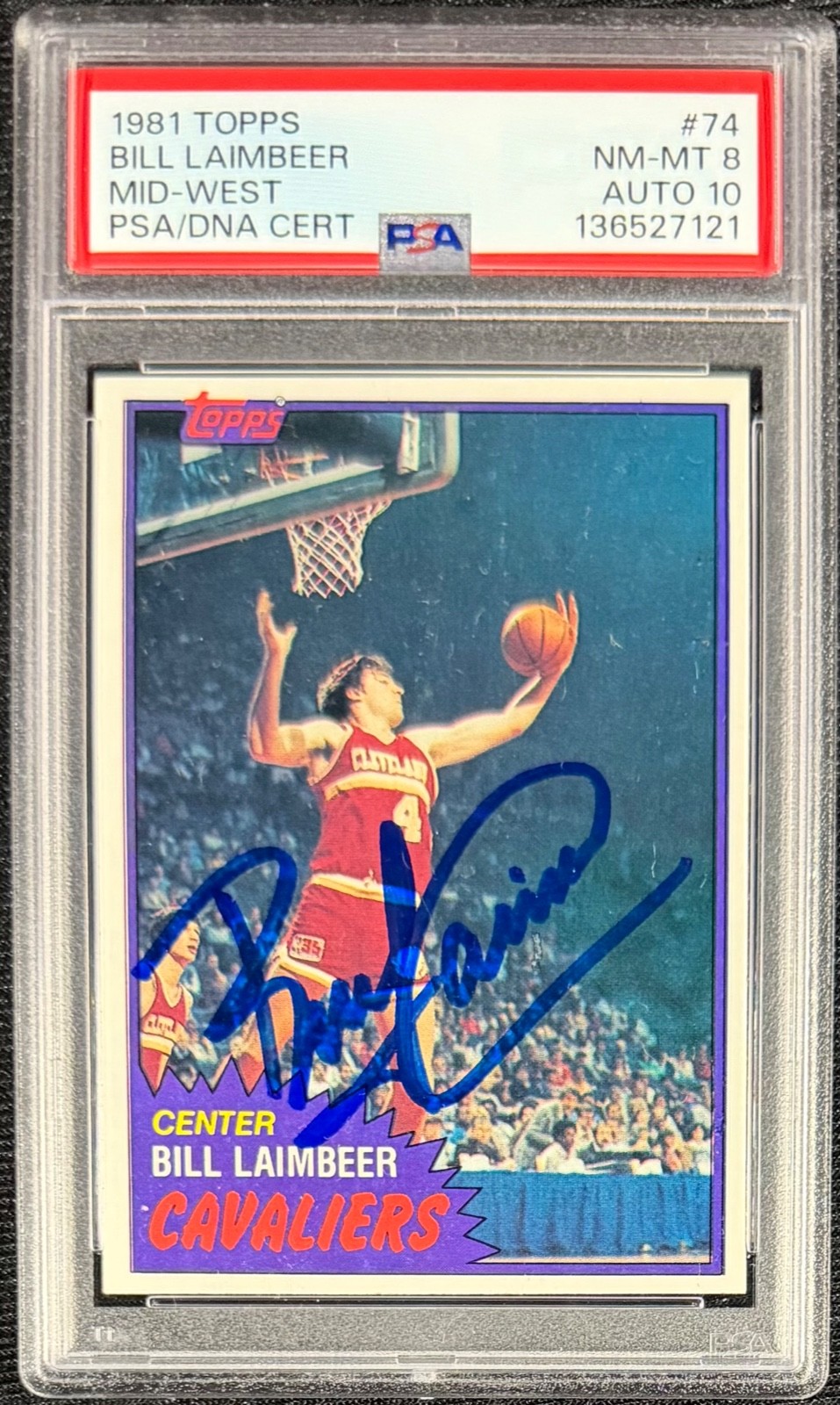 BILL LAIMBEER SIGNED DETROIT PISTONS 1981 TOPPS ROOKIE CARD #74 PSA 8 AUTO 10