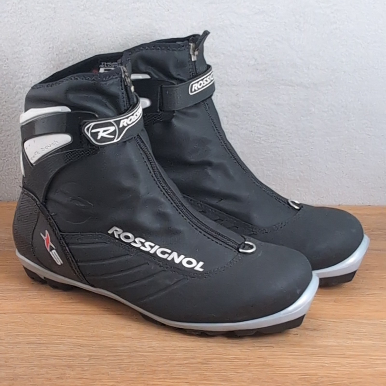 Rossignol X5 Women\'s 9 EU 40 Cross Country Ski Boots Black NNN Nordic Classic