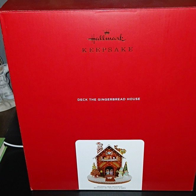 Hallmark Keepsake Deck the Gingerbread House 2021 Light Up Musical Animated