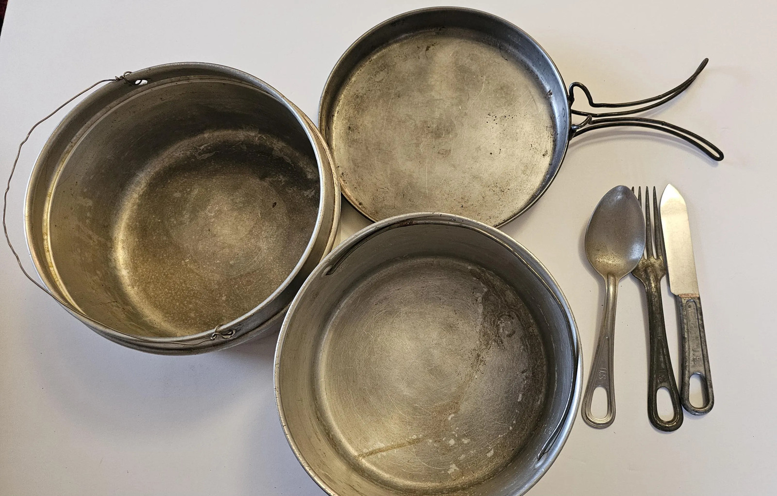 WWII US Army Mess Kit – 1942 & 1945 Dated Field Gear Set