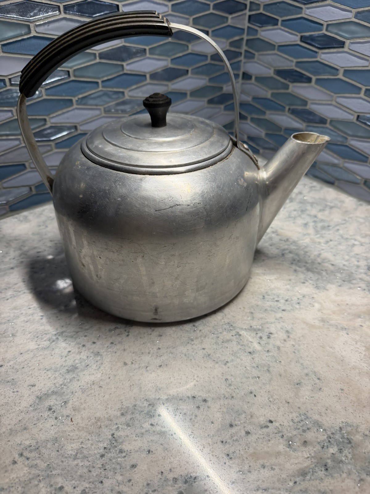 VINTAGE MCM 40s-50s DECO ALUMINUM PRISCILLA WARE 5 QUART WATER KETTLE & LID VINTAGE MCM 40s-50s DECO ALUMINUM PRISCILLA WARE 5 QUART WATER KETTLE & LID