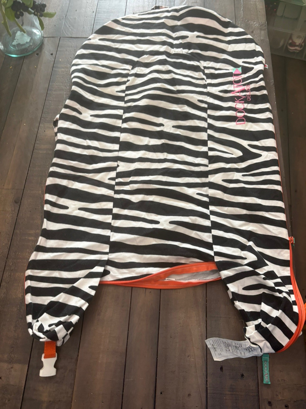 DockATot Deluxe Baby Lounger Cover Only - So Safari Zebra - 0-8 Months DockATot Deluxe Baby Lounger Cover Only - So Safari Zebra - 0-8 Months