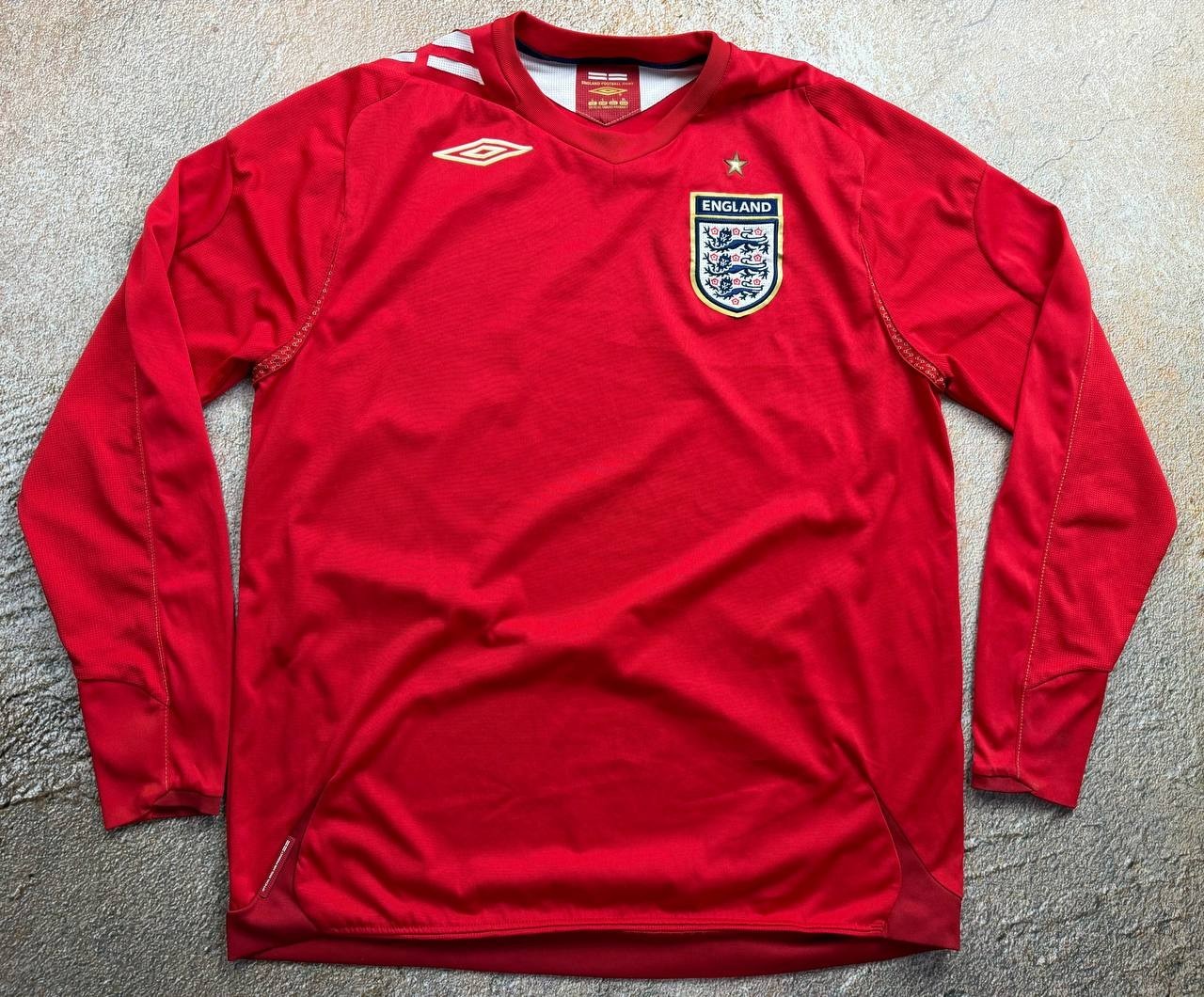England 2006/2008 Umbro Away football shirt Soccer jersey Long sleeve size L