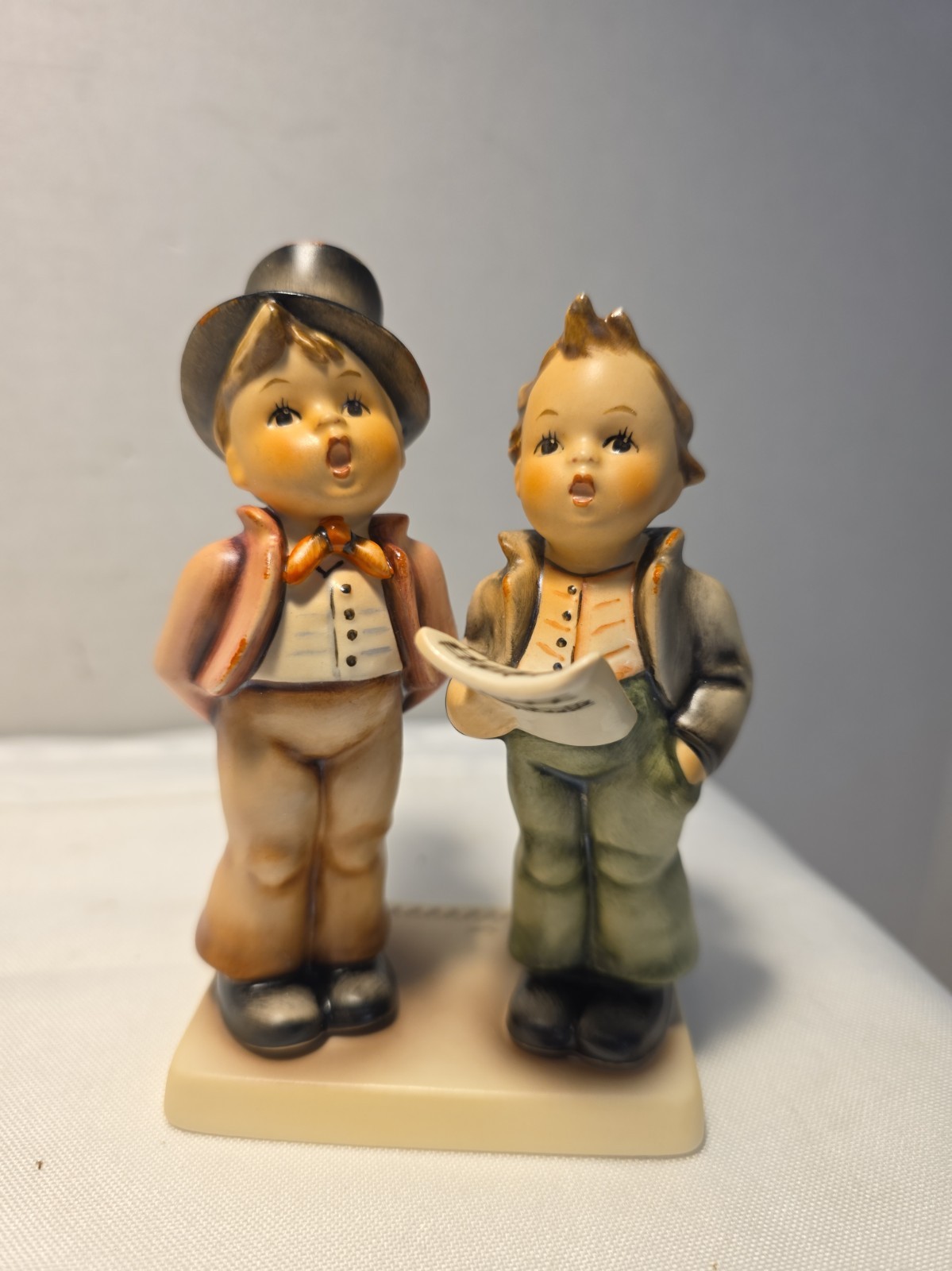 M J HUMMEL #130 DUET / FIGURINE TMK-1 Incised Crown / Rare / Very Nice 
