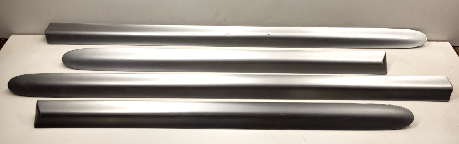 2004-2005 Buick LeSabre Door Belt Molding Trim Set LT SILVER METALLIC OEM