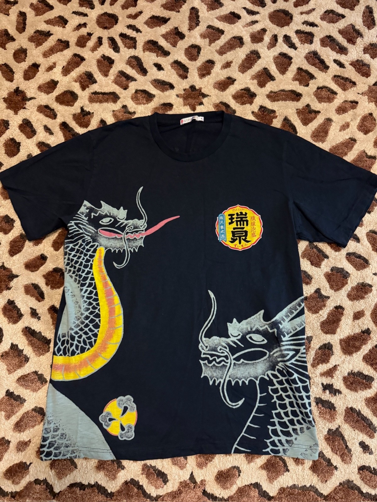 Uniqlo x Black graphic tee with multi-coloured dragon design Uniqlo x Black graphic tee with multi-coloured dragon design