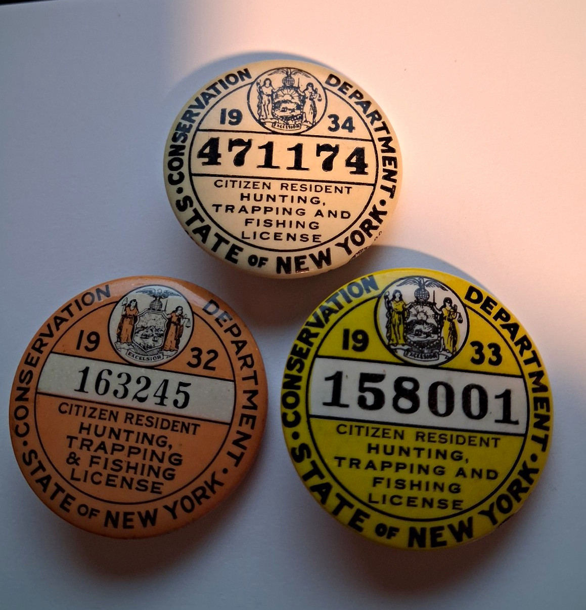 New York 1932 1933 1934 Conservation Dept Hunting Fishing License Pins Vintage