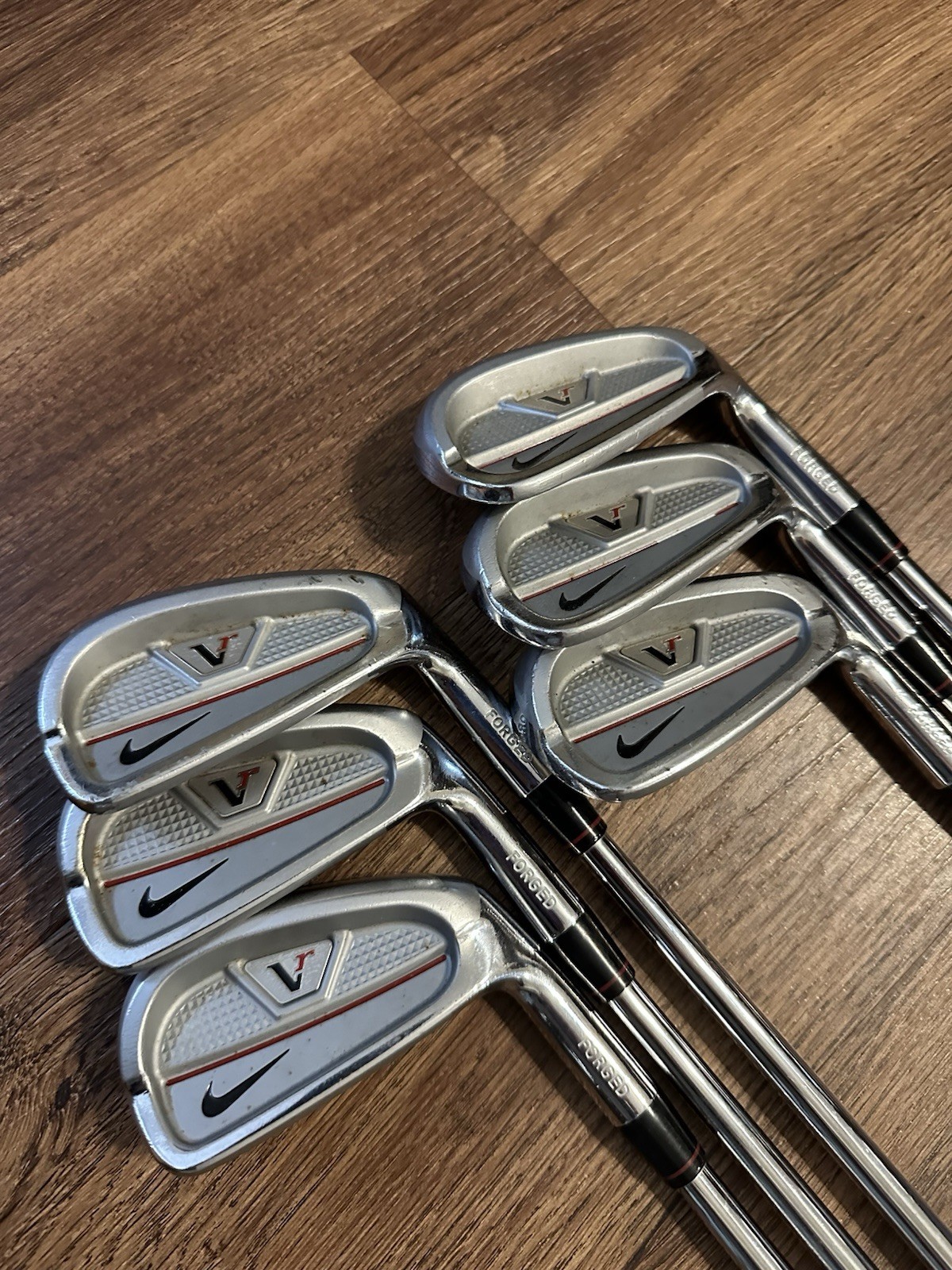 Nike Victory Red Forged Pro Combo Iron Set 5-PW R300 Steel New Lamkin Grips