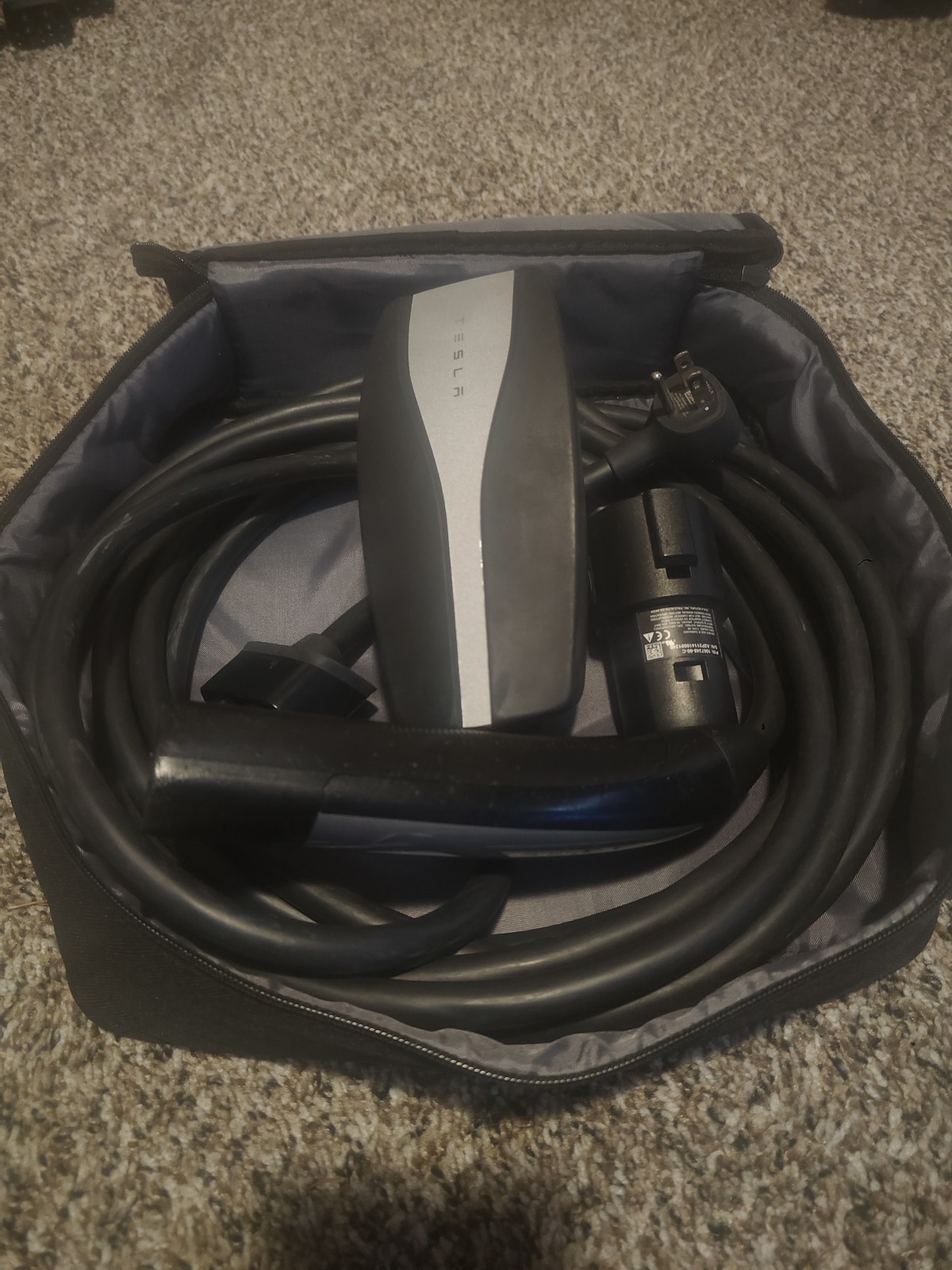 2021 2020 Tesla Model Y 3 S X Charger Gen 2 Mobile Connector EV charging kit OEM 2021 2020 Tesla Model Y 3 S X Charger Gen 2 Mobile Connector EV charging kit OEM
