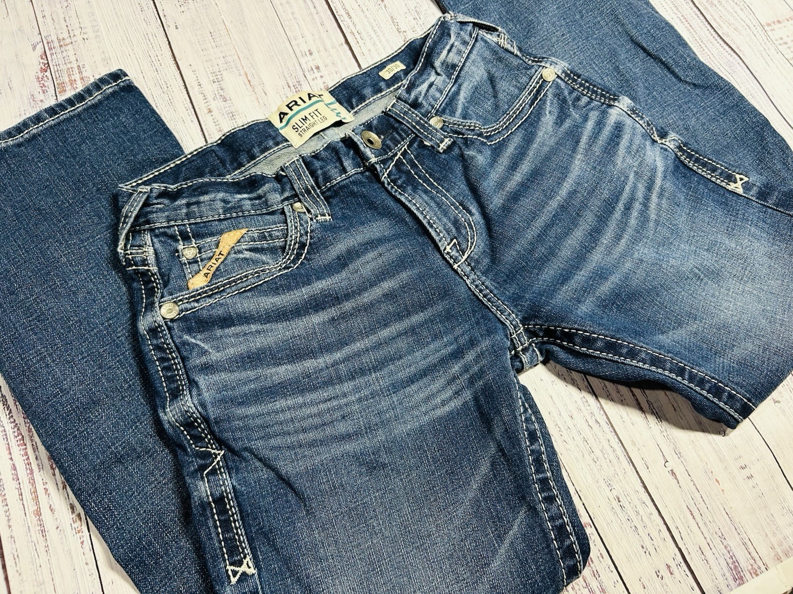 NEW Mens Ariat Jeans Sz 30 X 30 Slim Fit Straight Leg 2118