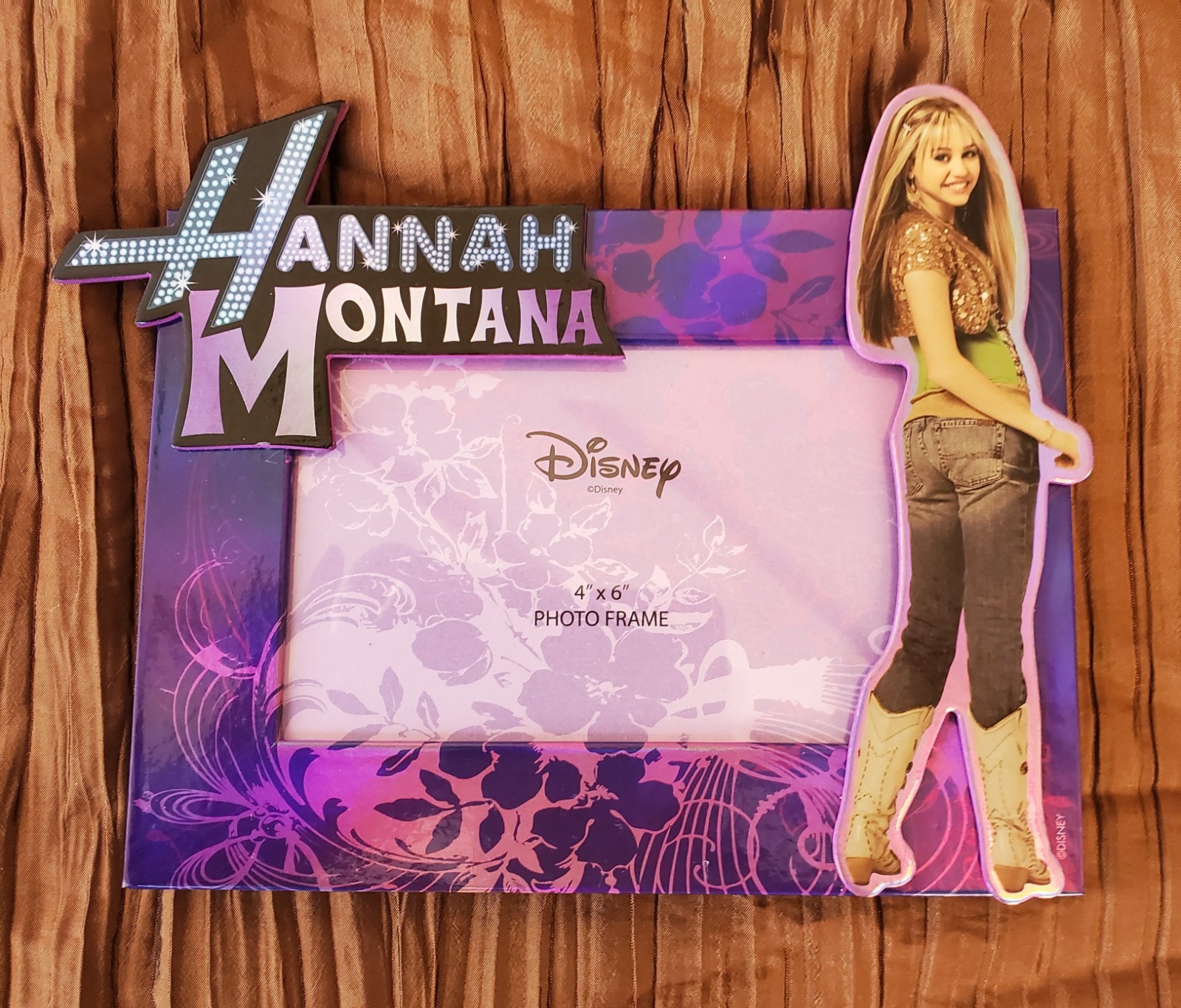 Disney Hannah Montana Photo Frame Posing Disney Hannah Montana Photo Frame Posing