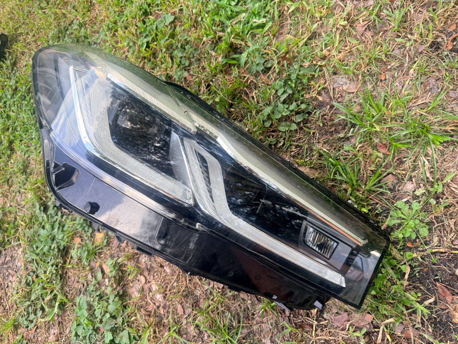 2021 2023 BMW 5 SERIES G30 G31 F9 M5 LED HEADLIGHT 9850586-05 RIGHT OEM 2021 2023 BMW 5 SERIES G30 G31 F9 M5 LED HEADLIGHT 9850586-05 RIGHT OEM