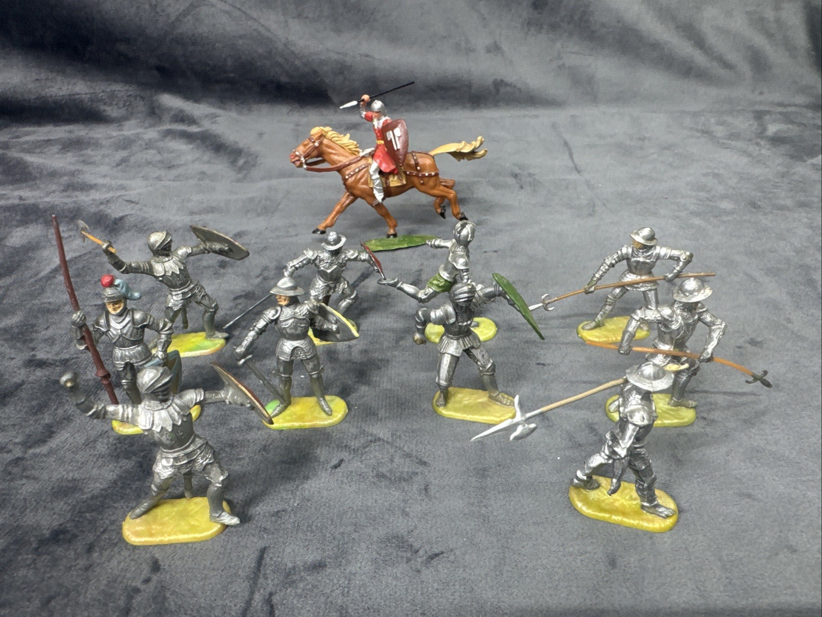 Vintage German Elastolin Medieval Knights And Horse- Plastic Lot Of 11
