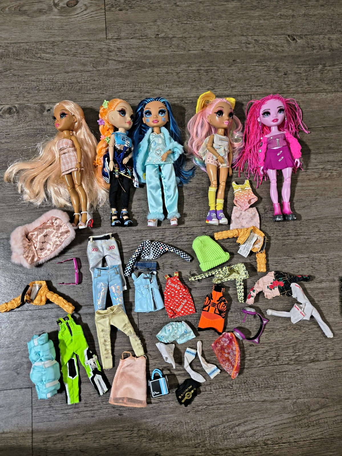 Rainbow High Lot of 5 11in Fashion Dolls w/ Outfits Shoes Accessories
