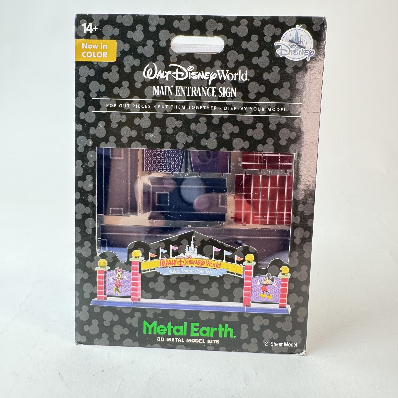 Metal Earth Walt Disney World Main Entrance Sign 3D Model Kit Metal Earth Walt Disney World Main Entrance Sign 3D Model Kit