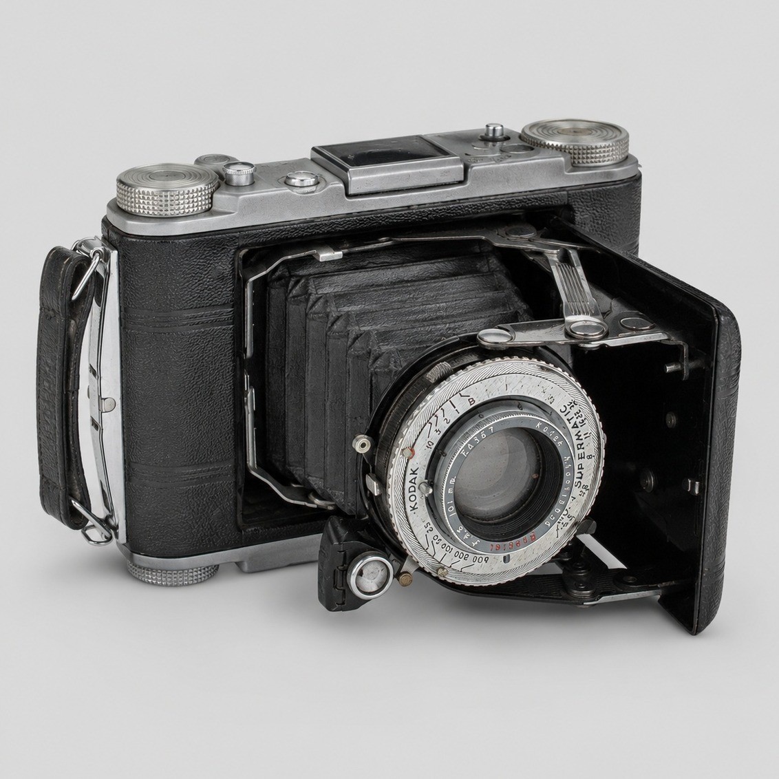 Vintage Kodak Monitor Six-20 Folding Camera 620 Film w/ Leather Case USA