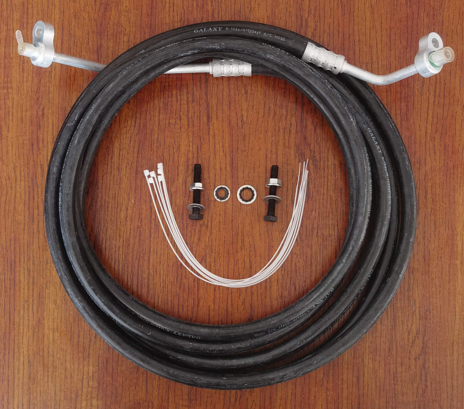 2002-09 Trailblazer & Envoy EXT Rear Aux High Pressure A/C Hose Line