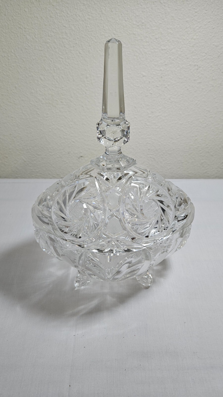 Vintage Royal Shell Collection crystal 4 footed candy dish