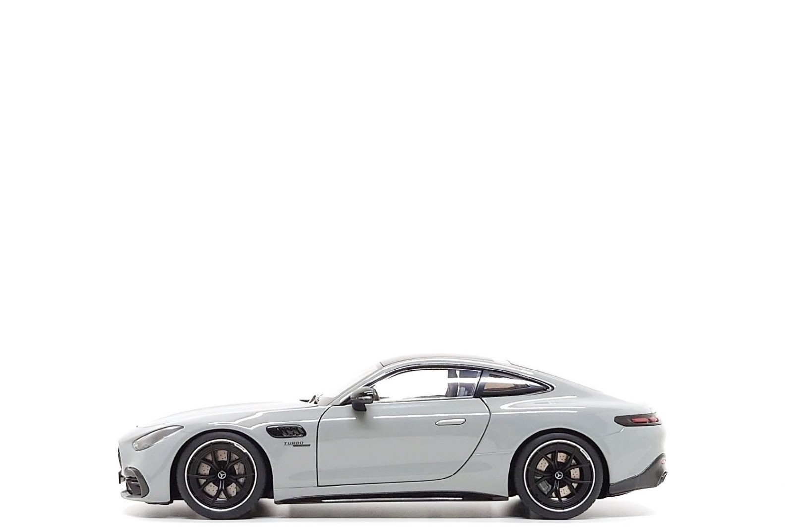 NZG 1:18 Mercedes-Benz AMG GT43 in Alpine Grey