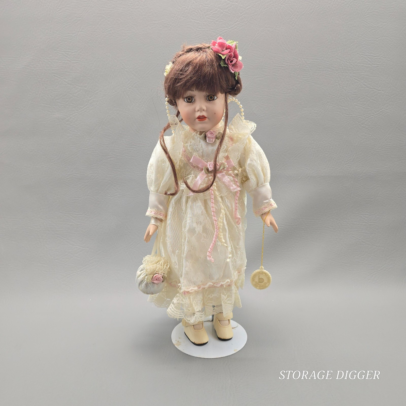 Vintage 1996 Brinn\'s Authentic Collectible Edition Porcelain Girl Doll 16\
