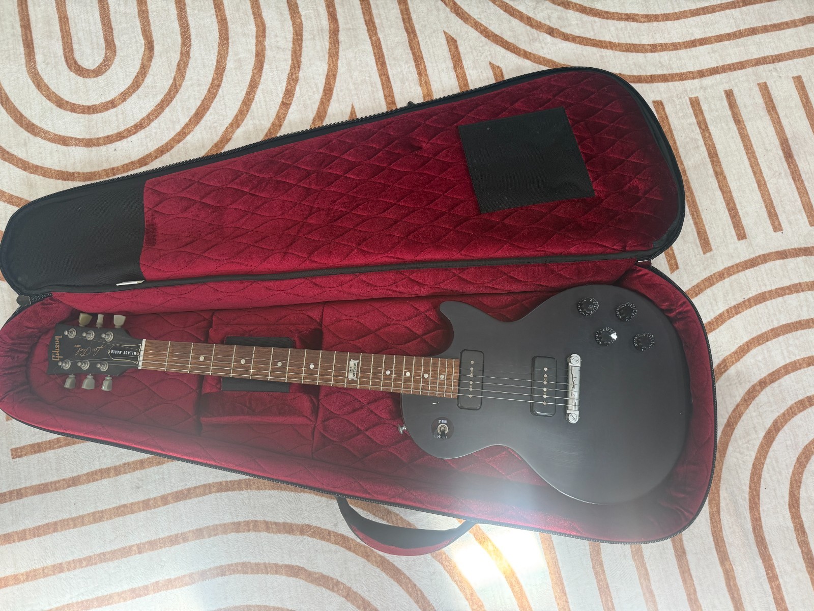 Gibson Les Paul Melody Maker Electric Guitar 2014 (Charc. Gray) and RB Aero Case