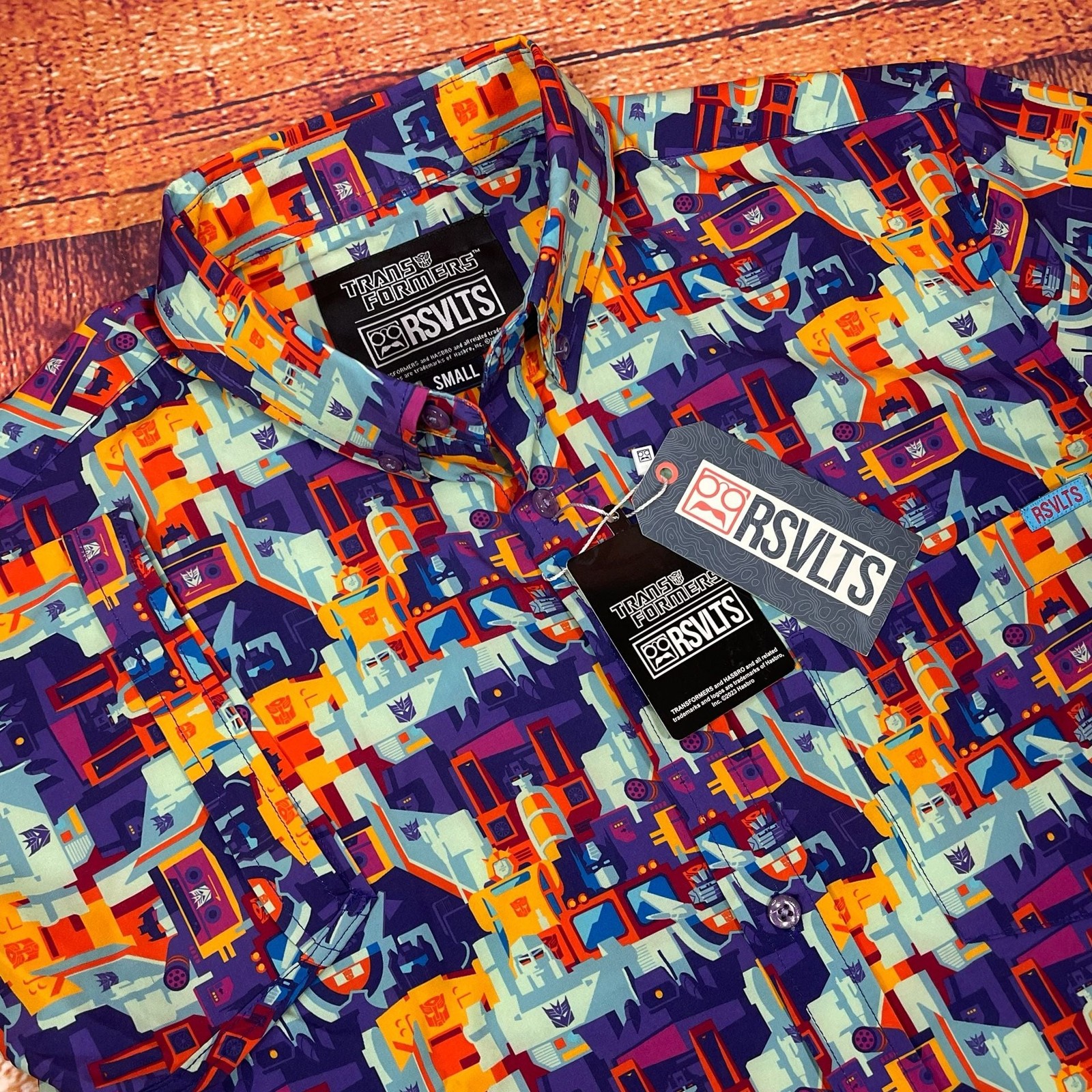 RSVLTS Transformers More Than Meets the Eye KUNUFLEX Short Sleeve Shirt NWT