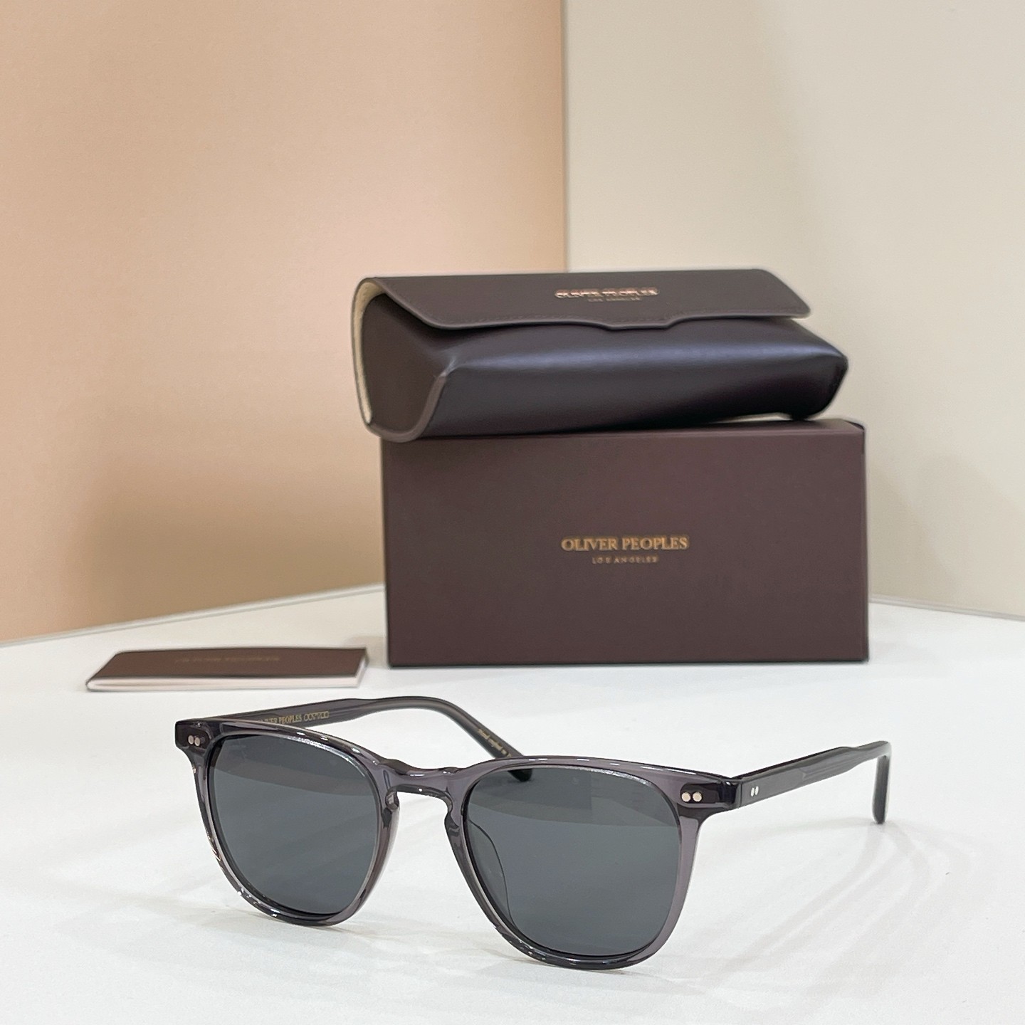 Oliver Peoples OV5476 Classic Retro Style Acetate Sunglasses Oliver Peoples OV5476 Classic Retro Style Acetate Sunglasses