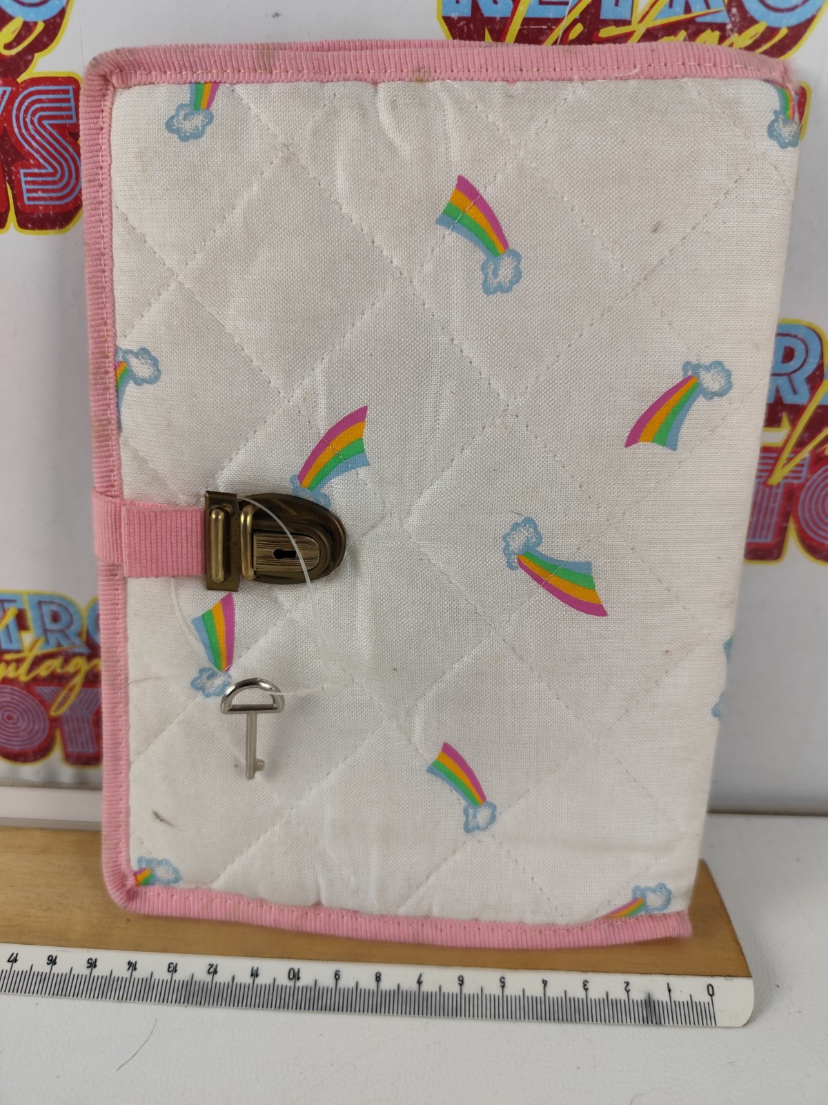 VINTAGE SOFT KEY SECRET DIARY 80s RAINBOWS WHITE PINK BAG