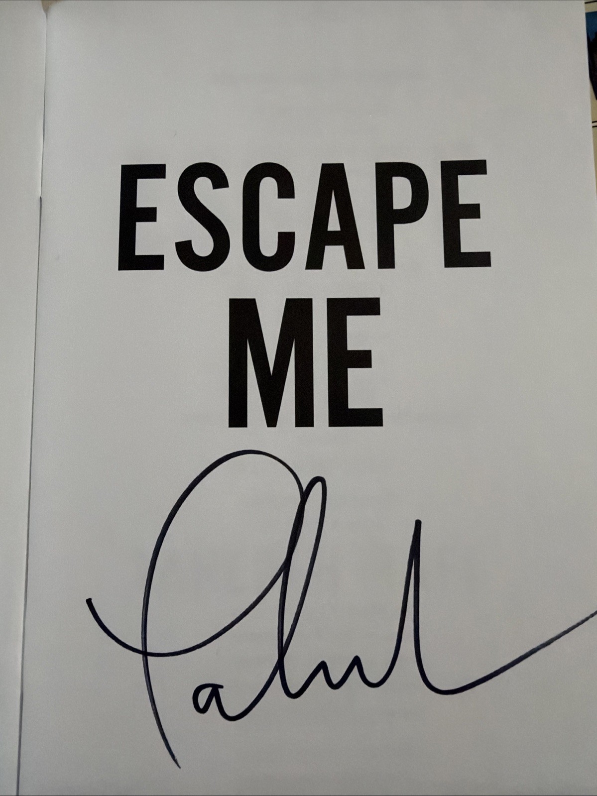 Tahereh Mafi - Escape Me Arc Sampler Signed / Autographed