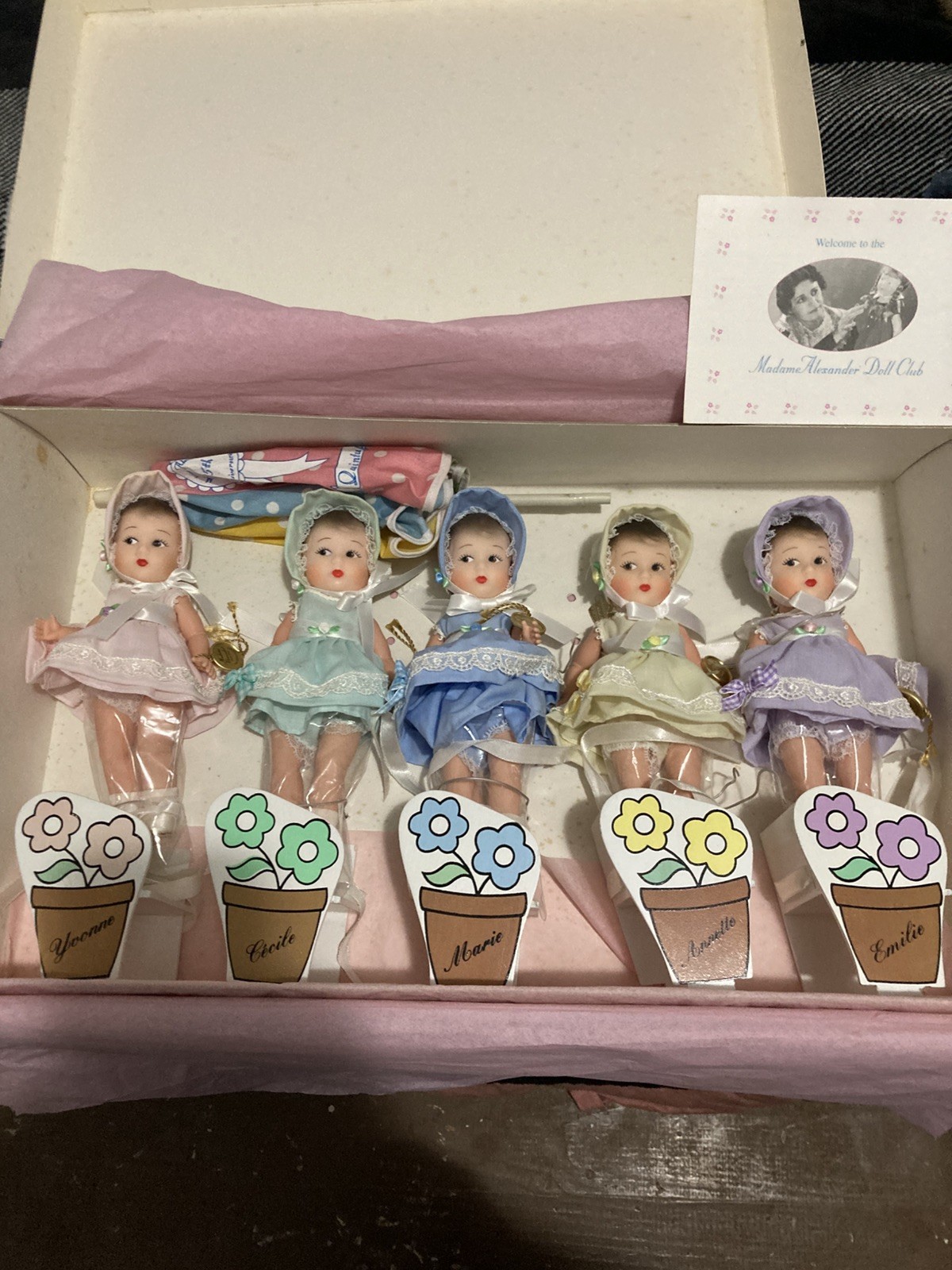Vtg Madame Alexander Dionne Quintuplets 75 Anniversary 5 Dolls w/Carousel Vtg Madame Alexander Dionne Quintuplets 75 Anniversary 5 Dolls w/Carousel