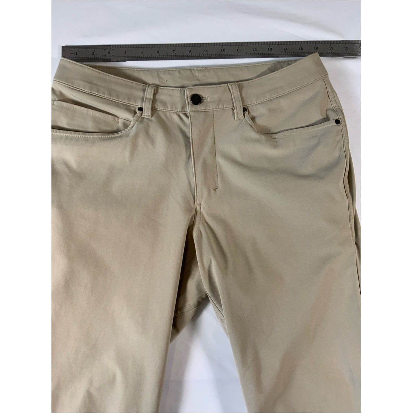 Lululemon Athletica Mens Slim Chino Pants Light Beige Tan Size 31x30 Lululemon Athletica Mens Slim Chino Pants Light Beige Tan Size 31x30
