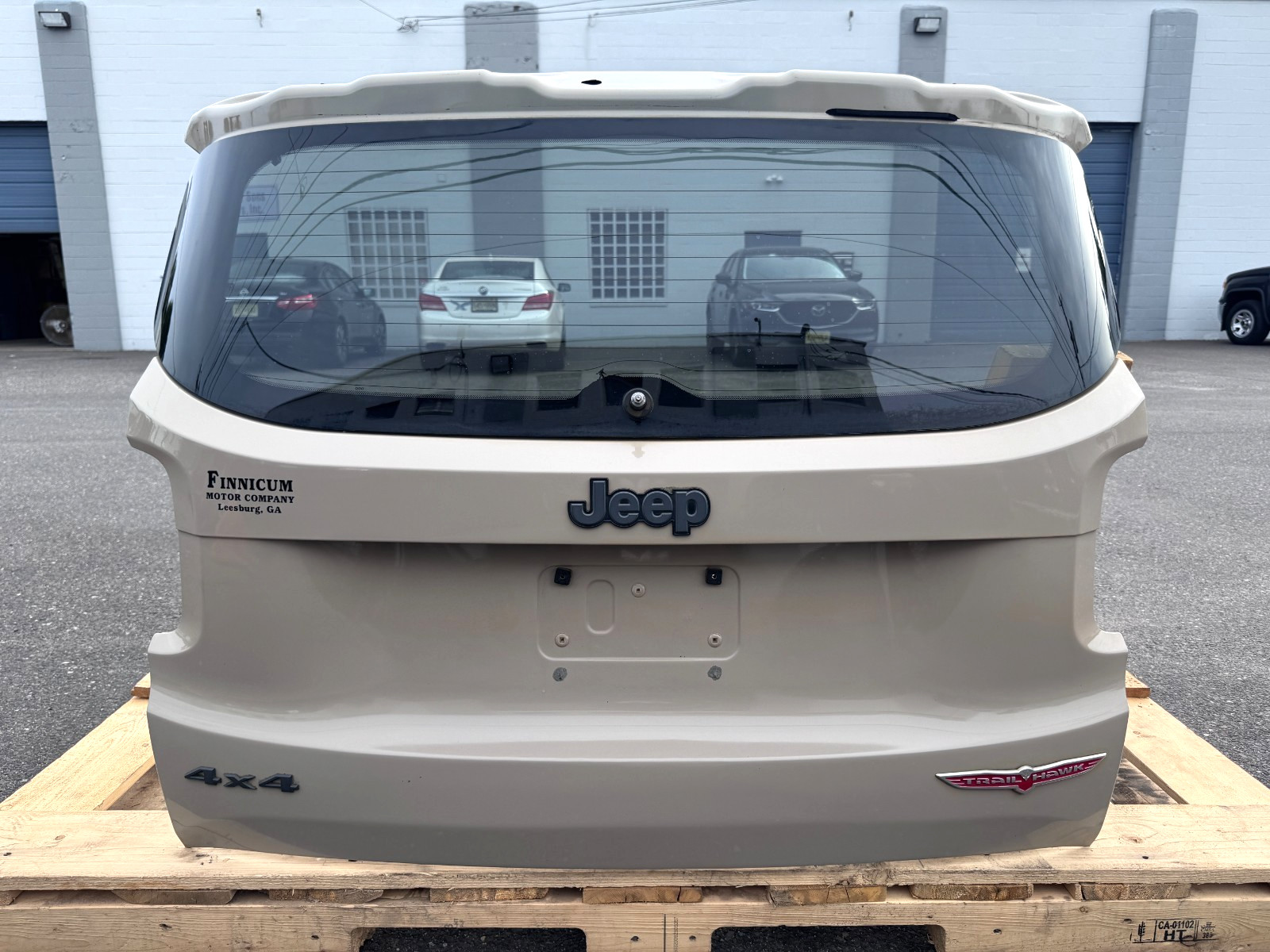 2015–2018 JEEP RENEGADE TRAILHAWK REAR HATCH TRUNK LIFTGATE ASSEMBLY PICKUP ONLY