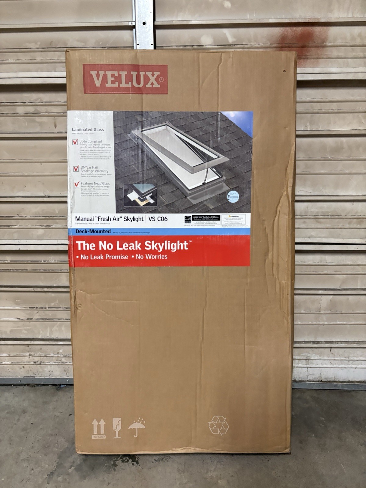 Velux FS C06 2004S FS Fixed Deck Mount Skylight - Gray Frame / Clear Glass