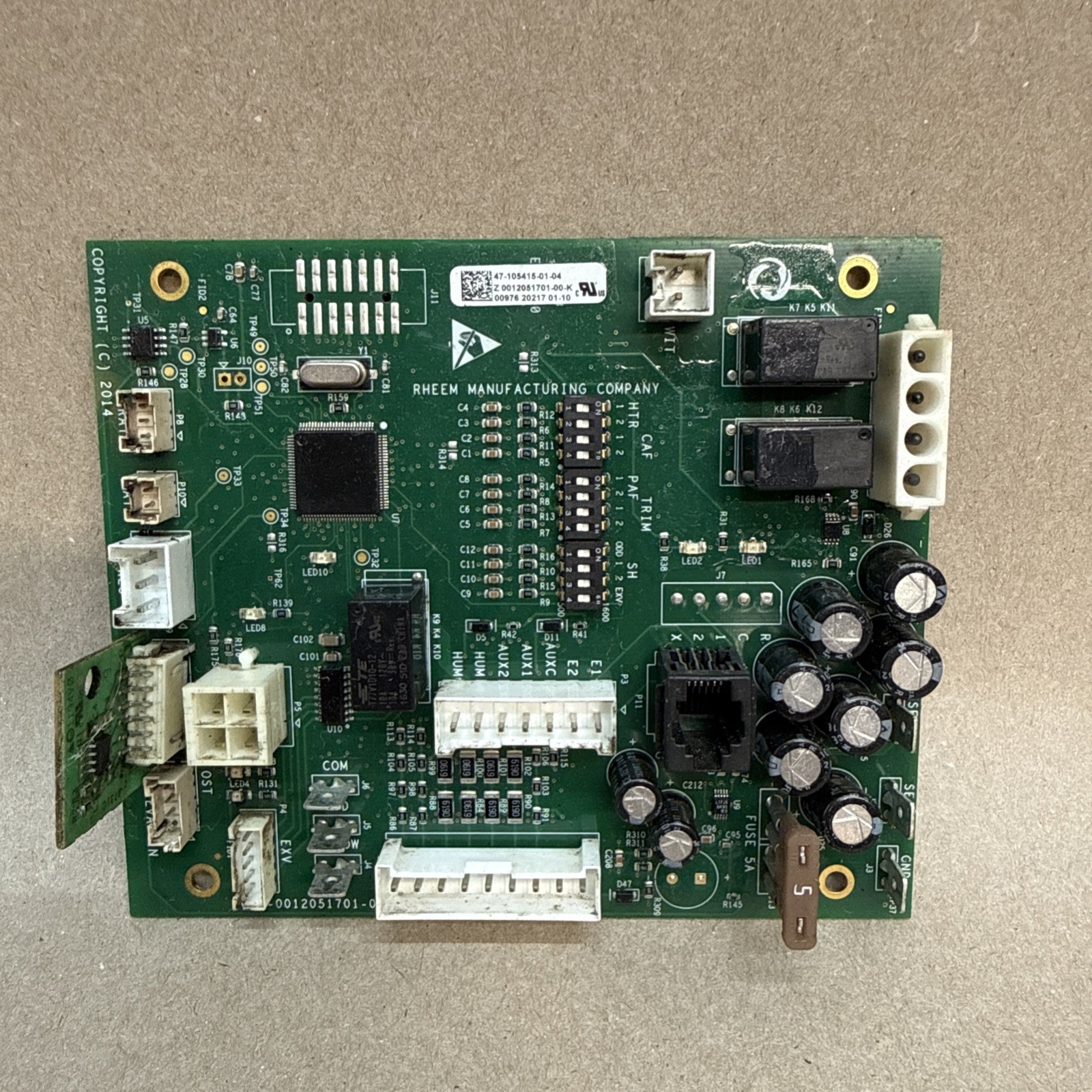NEW GENUINE OEM RHEEM RCBM-0012051701-00 CONTROL BOARD PCB MODULE B4 NEW GENUINE OEM RHEEM RCBM-0012051701-00 CONTROL BOARD PCB MODULE B4