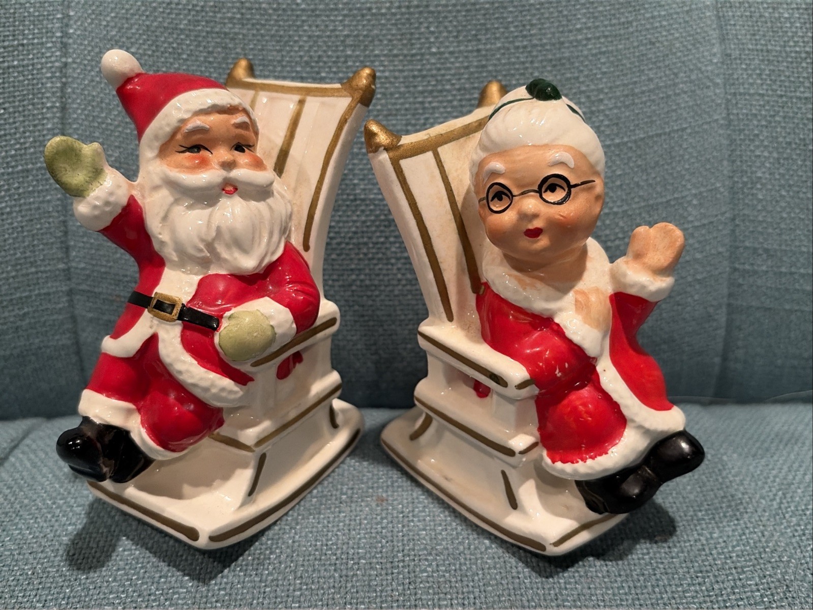 Vintage Lefton Mr-Mrs Santa Claus Rocking Chair Figurine Salt/Pepper Shakers