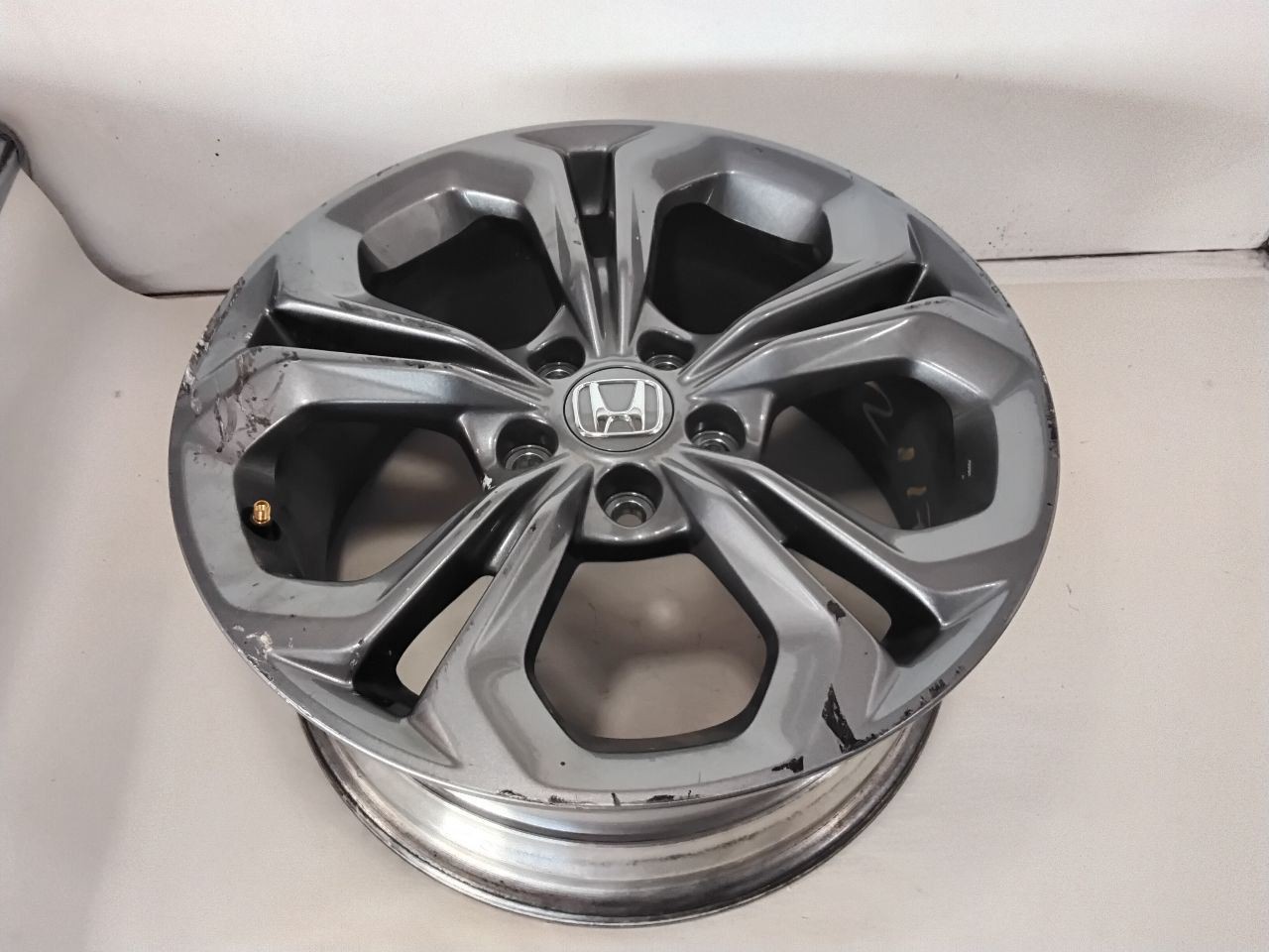 Wheel 17x7-1/2 Alloy 5 Double Spoke Painted Gray Fits 23-26 ACCORD 137237