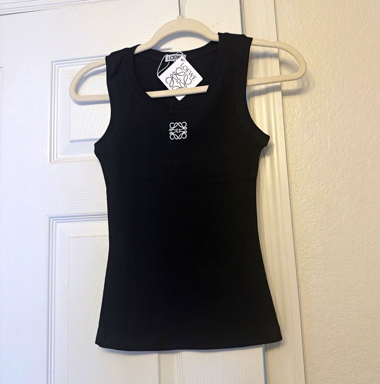 Loewe Black Knit Sleeveless Tank Top Crew Neck Logo Accent Stretch Size S Loewe Black Knit Sleeveless Tank Top Crew Neck Logo Accent Stretch Size S