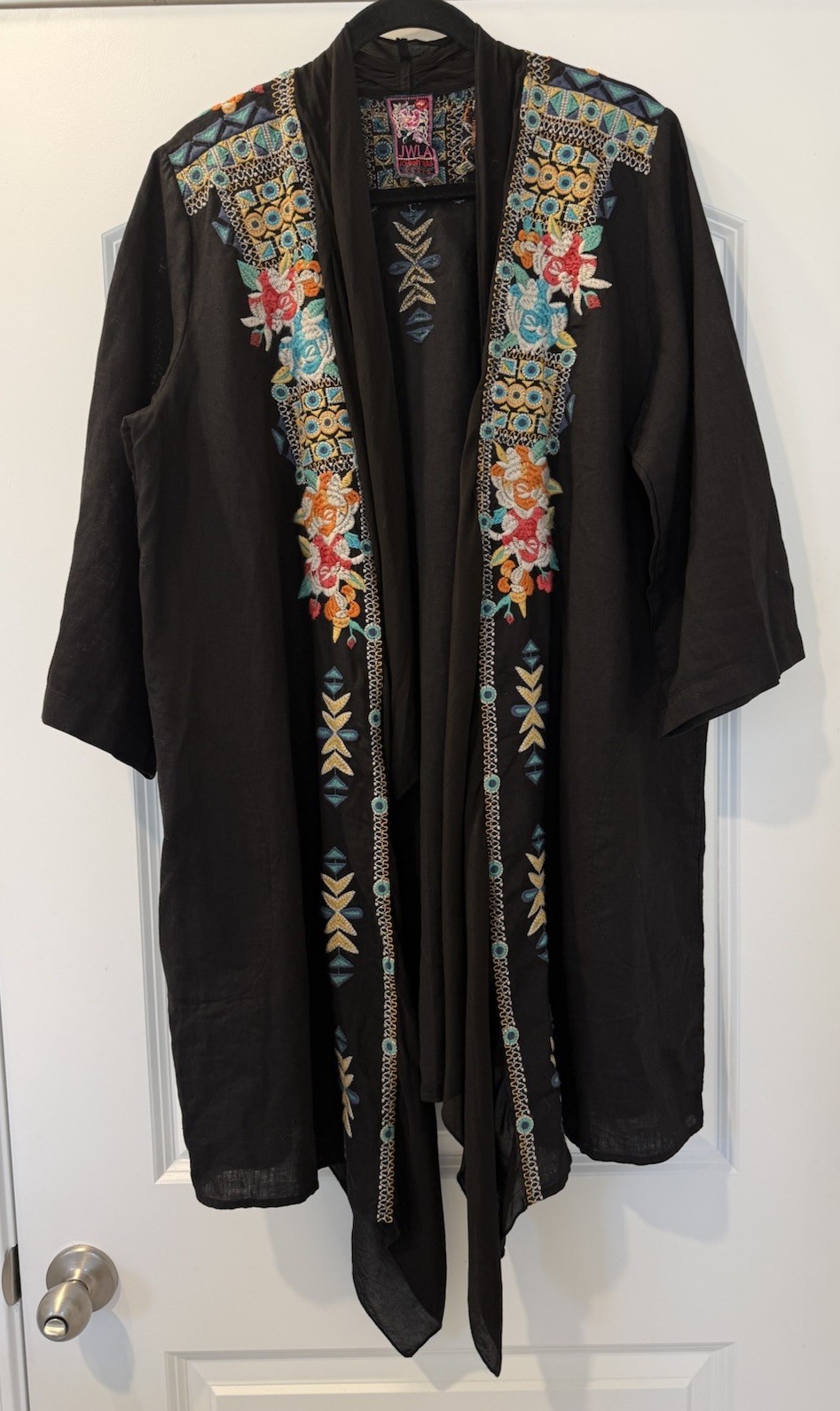 NWOT Johnny Was Embroidered Kimono Black Linen Open Front XL Can Fit XXL New NWOT Johnny Was Embroidered Kimono Black Linen Open Front XL Can Fit XXL New