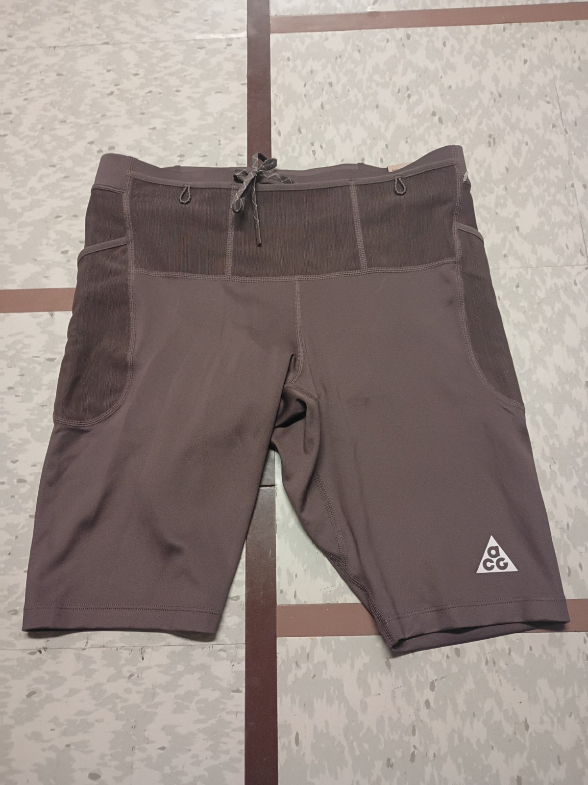 Nike ACG Men’s Tight Fit Trail Running Shorts Brown Sz. M 6\ Nike ACG Men’s Tight Fit Trail Running Shorts Brown Sz. M 6\