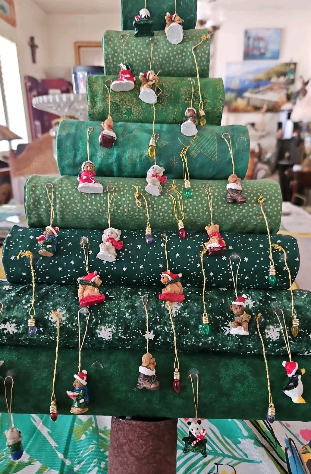 VTG OOAK Handmade Fabric Christmas Tree Wall Hanging With Tiny Ornaments 16\