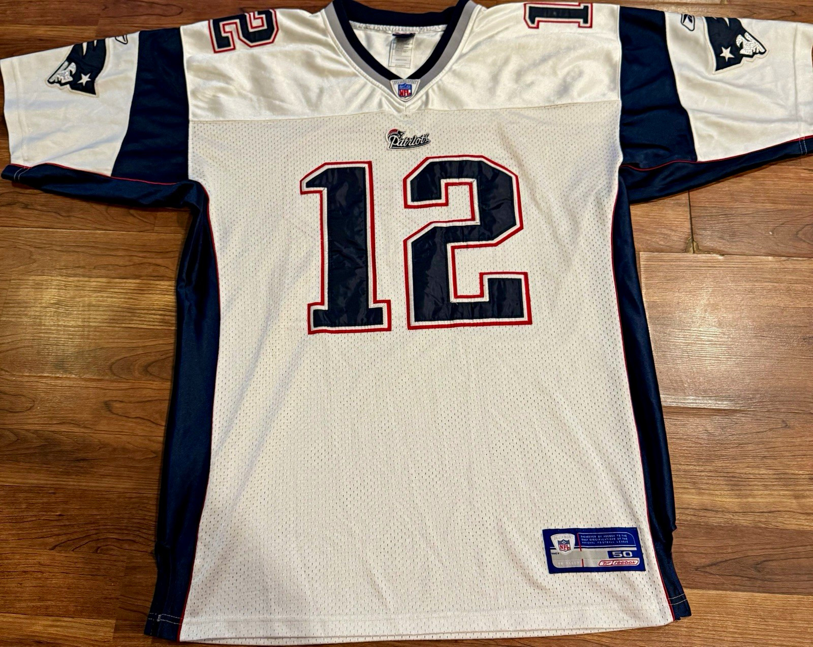 Reebok New England Patriots Tom Brady #12 NFL Men\'s Jersey White/Blue Size 50 Reebok New England Patriots Tom Brady #12 NFL Men\'s Jersey White/Blue Size 50