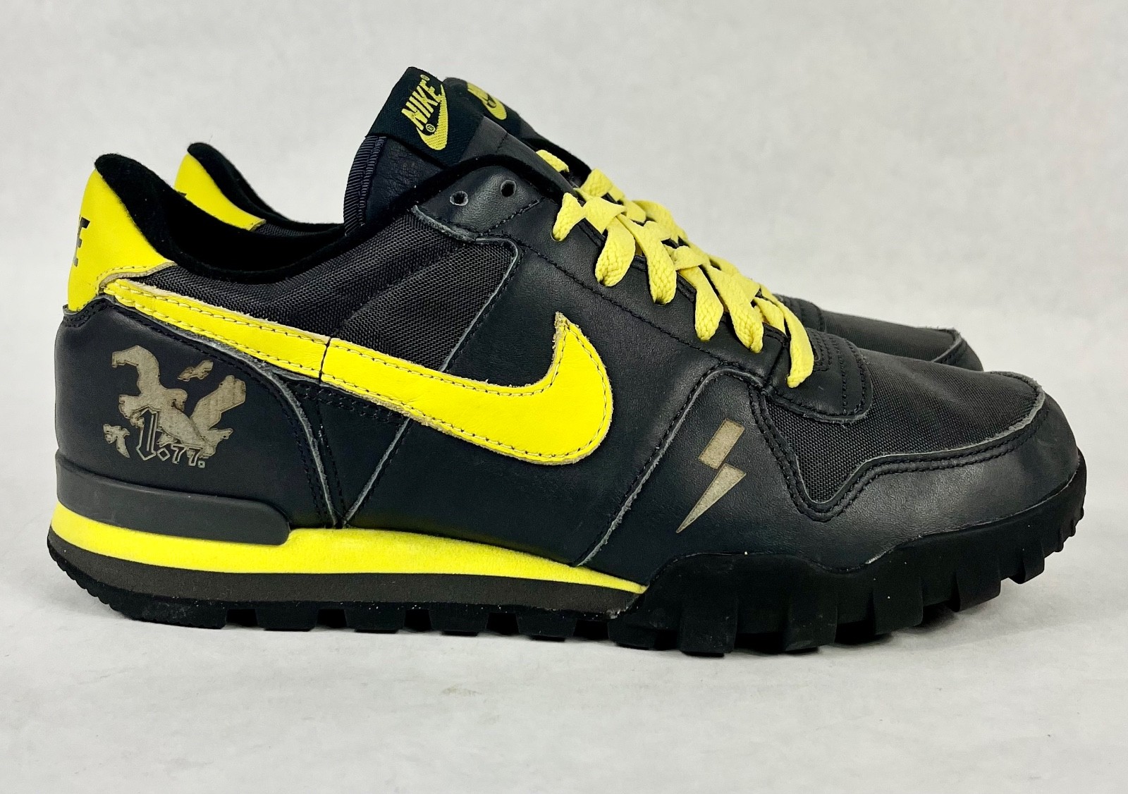 Nike Escape “Berlin Industry 77” - charcoal/yellow - US men 10 - New Deadstock